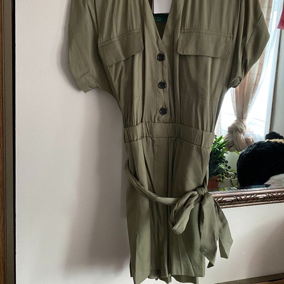 H&M Khaki Green Romper - Picture 2 of 3